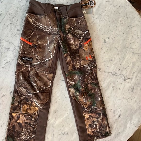 Under Armour Camo Hunting Pants - Picture 1 of 16
